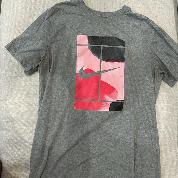 Men’s Nike Court Shirt - Picture 2 of 4